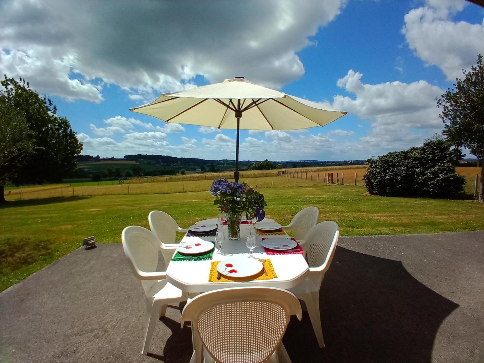 Domaine Normence En Baie Du Mont St Michel Villa Marcilly  Exterior photo
